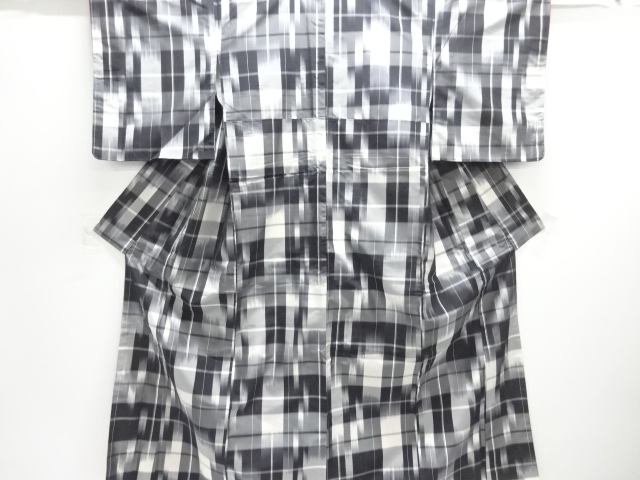 Japanese Kimono / Tsumugi Omeshi Silk